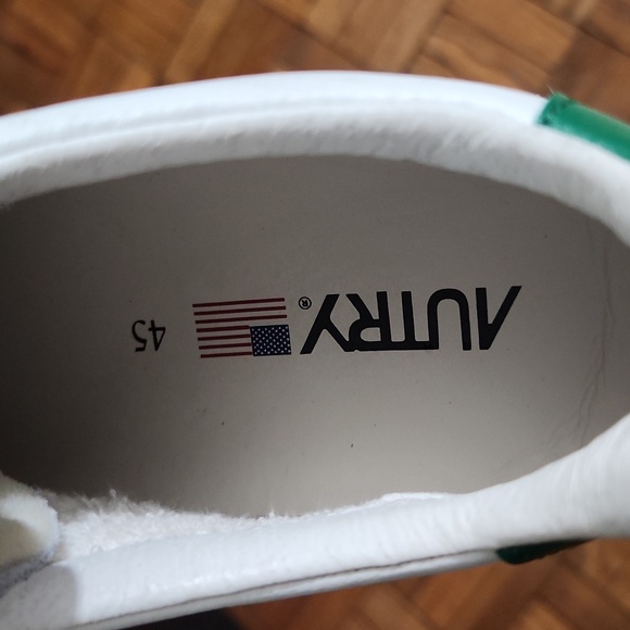 Autry Men's Size 45 White and Green Sneakers - Picture 3 of 4